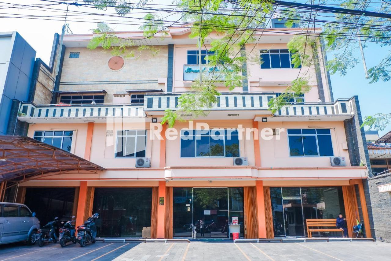 Grand Kembar Hotel Mitra Reddoorz บันดุง ภายนอก รูปภาพ